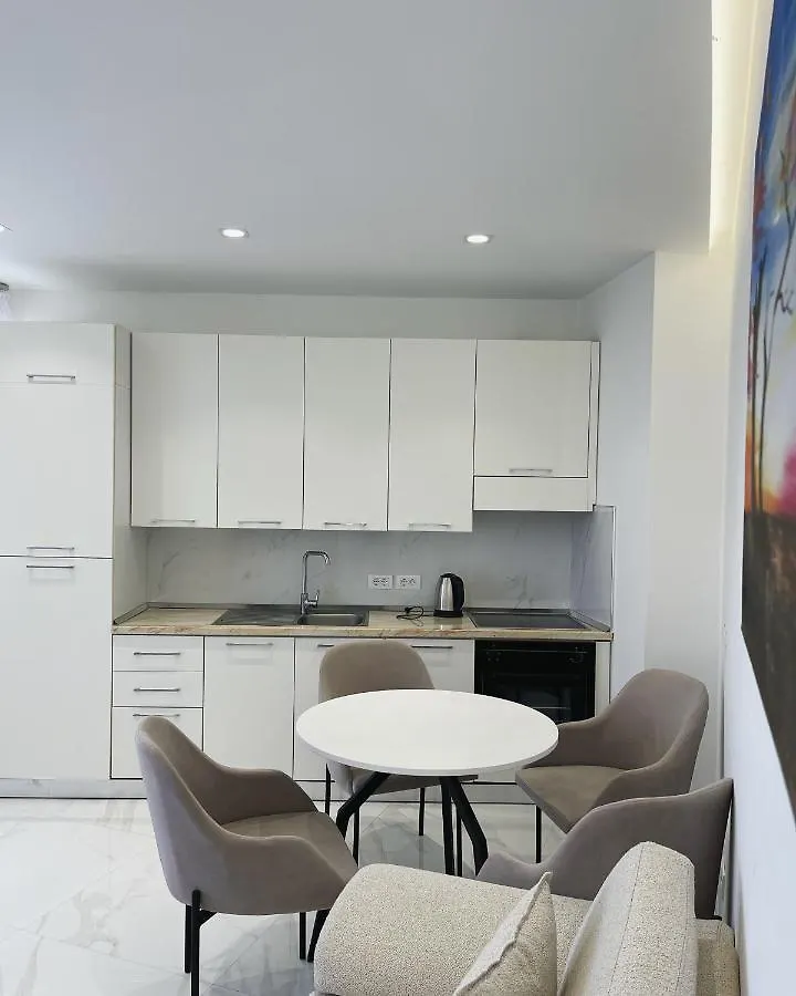Nos Apartment 1 Shkoder