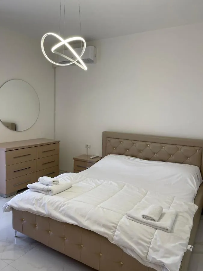 Nos Apartment 1 Shkoder